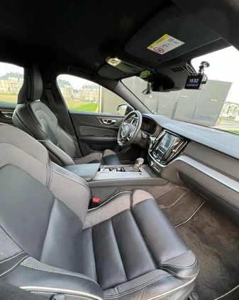 Volvo S60 cena 120800 przebieg: 75265, rok produkcji 2019 z Wrocław małe 67